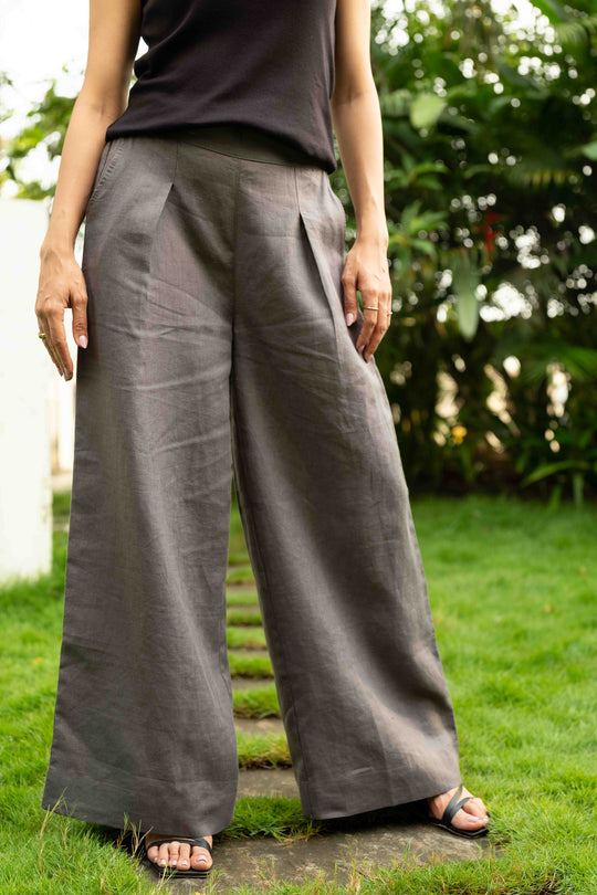 The Linen Knife Pleat Pants | Creatures of Habit