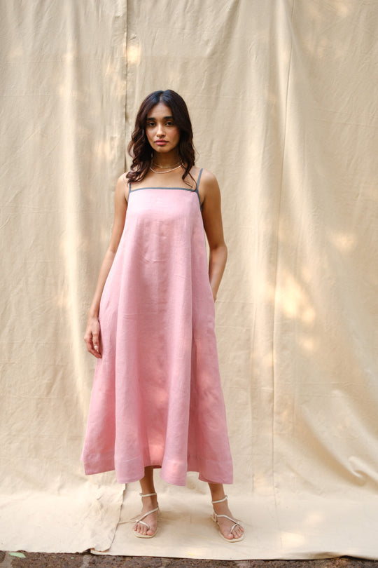 The Linen Flow Dress | Creatures of Habit