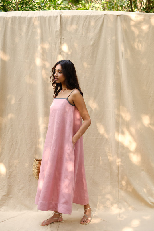 The Linen Flow Dress | Creatures of Habit