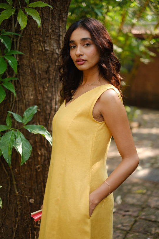 The Linen V Neck Midi Dress | Creatures of Habit