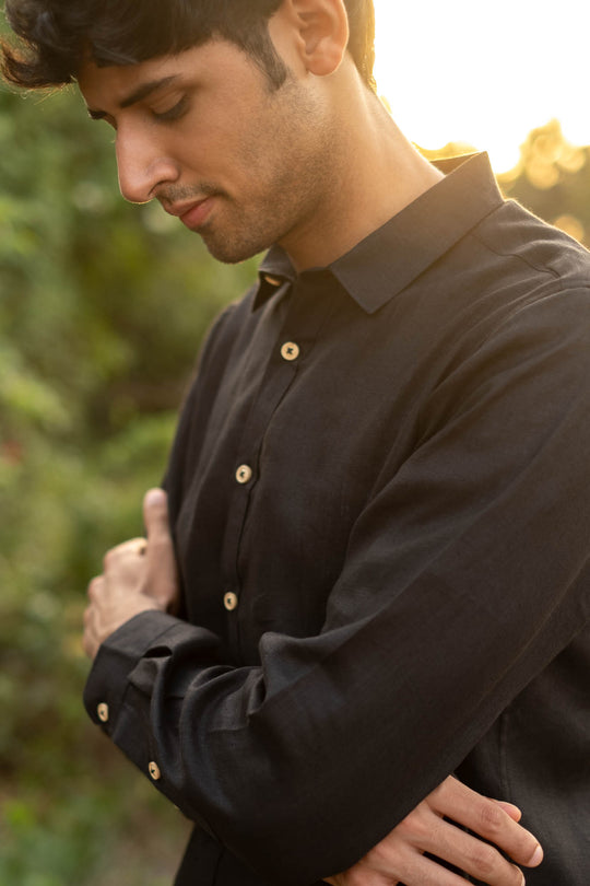The Linen Pocketless Shirt | Creatures of Habit