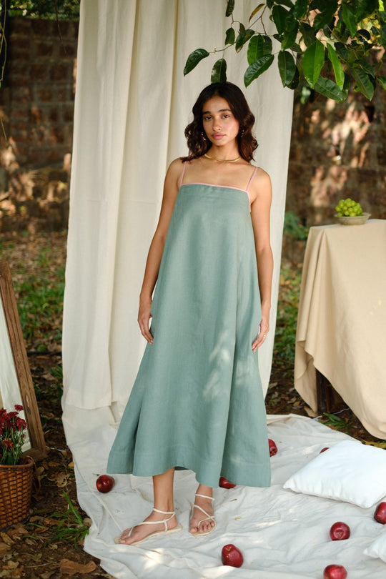 The Linen Flow Dress | Creatures of Habit