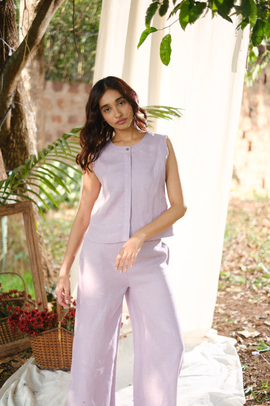 The Linen Sleeveless Shirt | Creatures of Habit