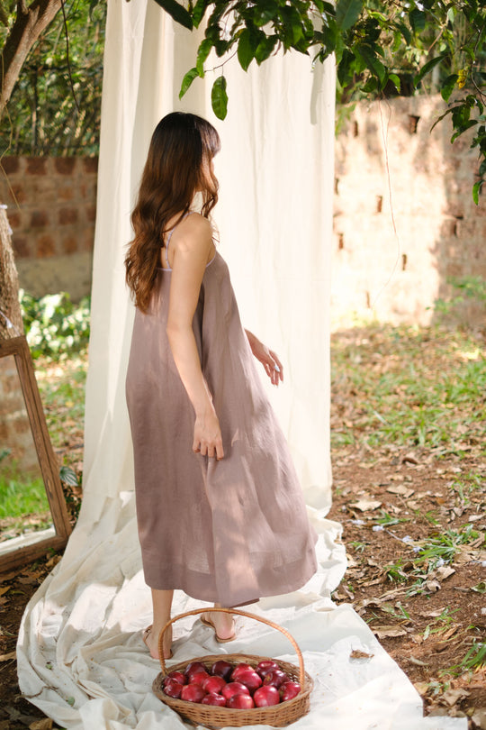 The Linen Flow Dress | Creatures of Habit