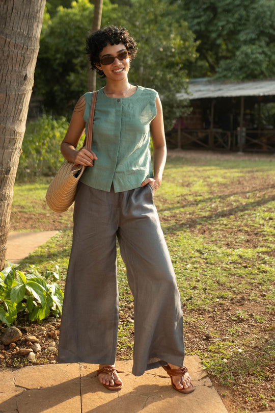 The Linen Sleeveless Shirt | Creatures of Habit