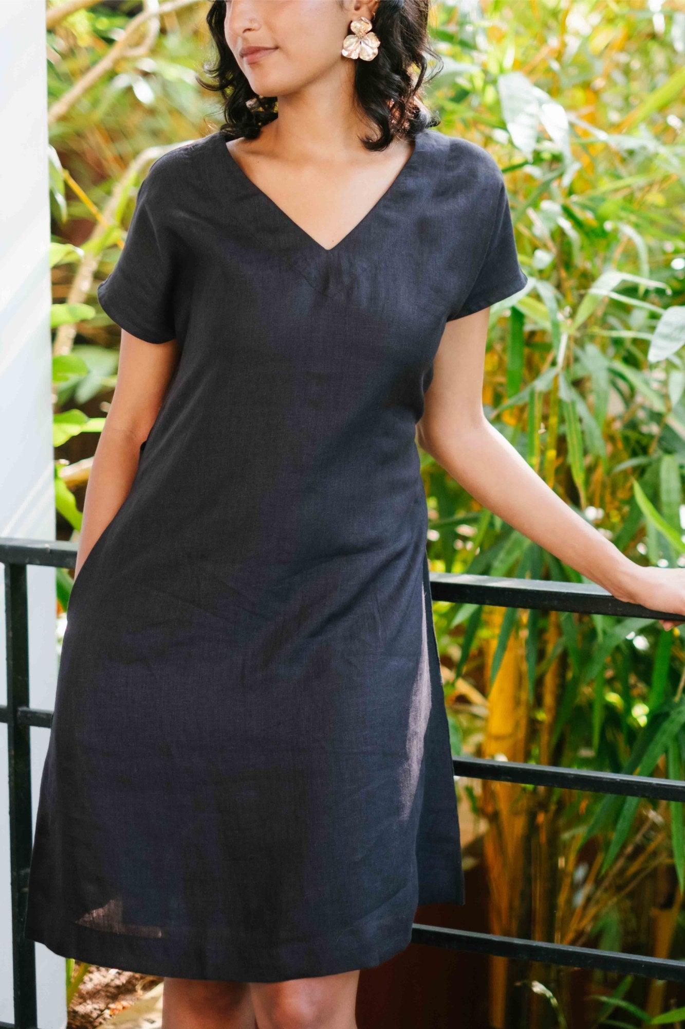 linen v neck shift dress M&Co Red V-Neck Linen Shift Dress