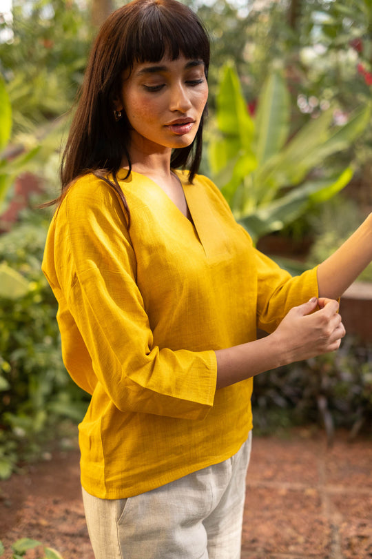 The Linen V Neck Top | Creatures of Habit