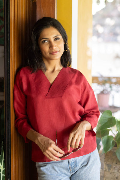 The Linen V Neck Top