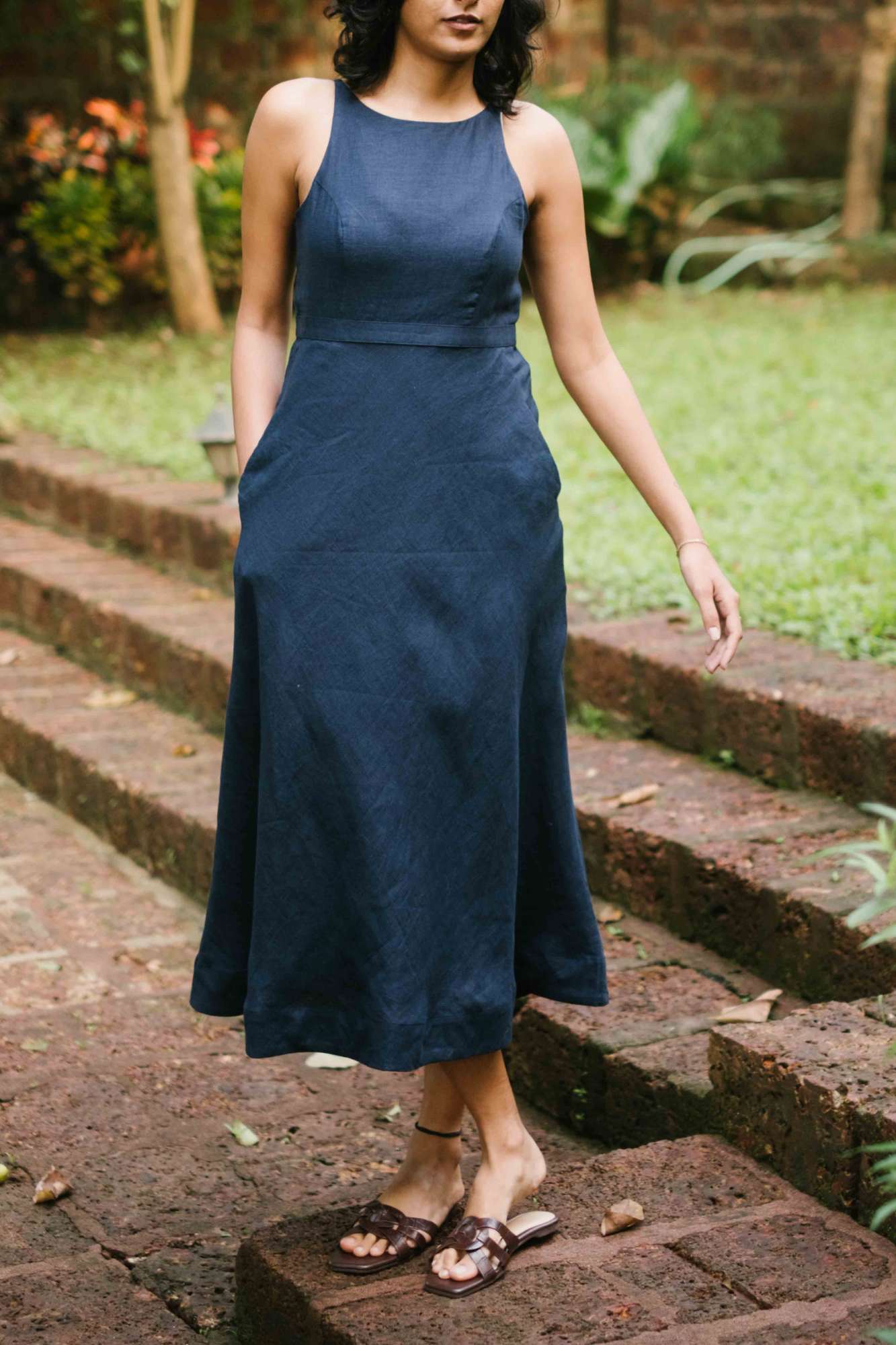 The Linen Cutaway Maxi Dress | Creatures of Habit