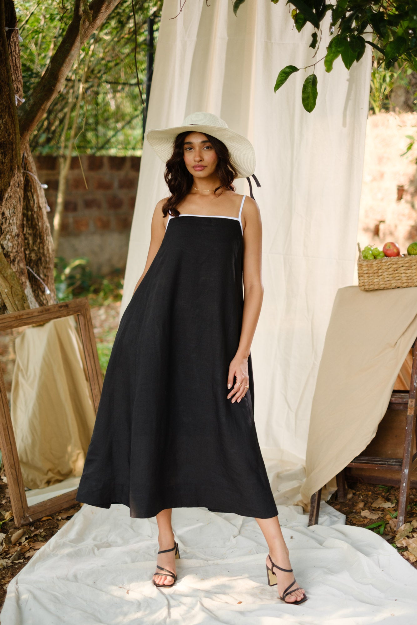 Buy Linen Flow Dress for Women - Carbon Black Online