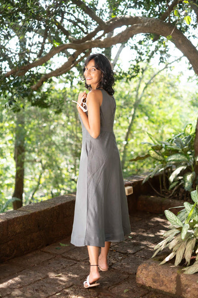 The Linen Cutaway Maxi Dress | Creatures of Habit
