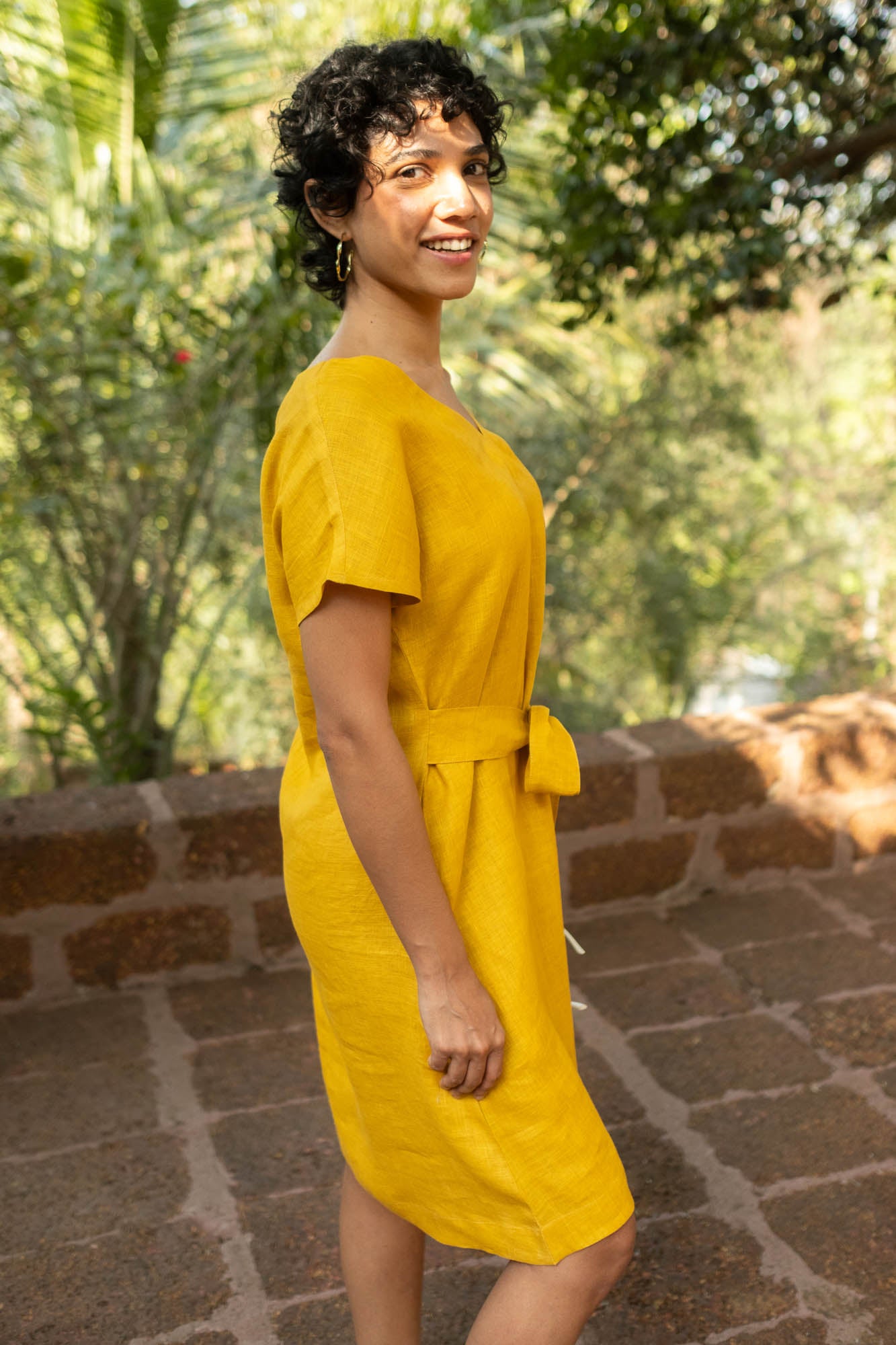 The Linen V Neck Shift Dress | Creatures of Habit
