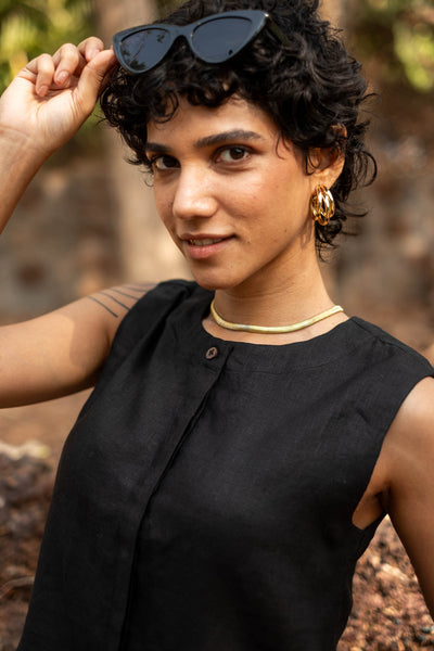 The Linen Sleeveless Shirt | Creatures of Habit