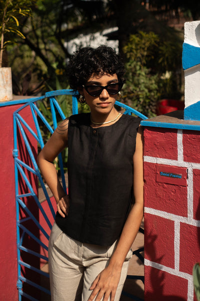 The Linen Sleeveless Shirt | Creatures of Habit