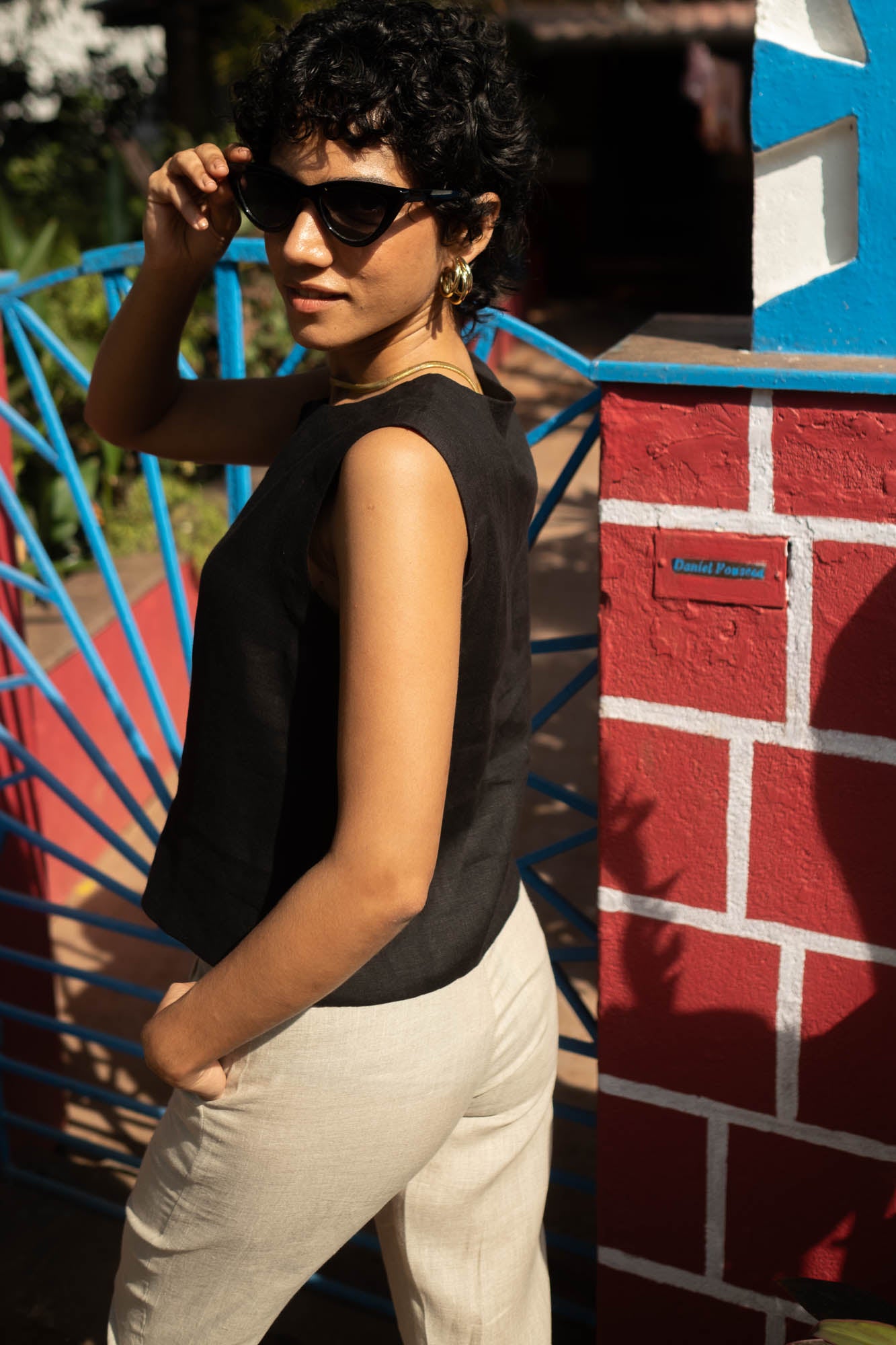 The Linen Sleeveless Shirt | Creatures of Habit