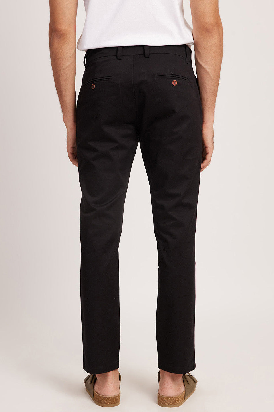 Cotton chinos Regular Fit - Black - Men | H&M IN