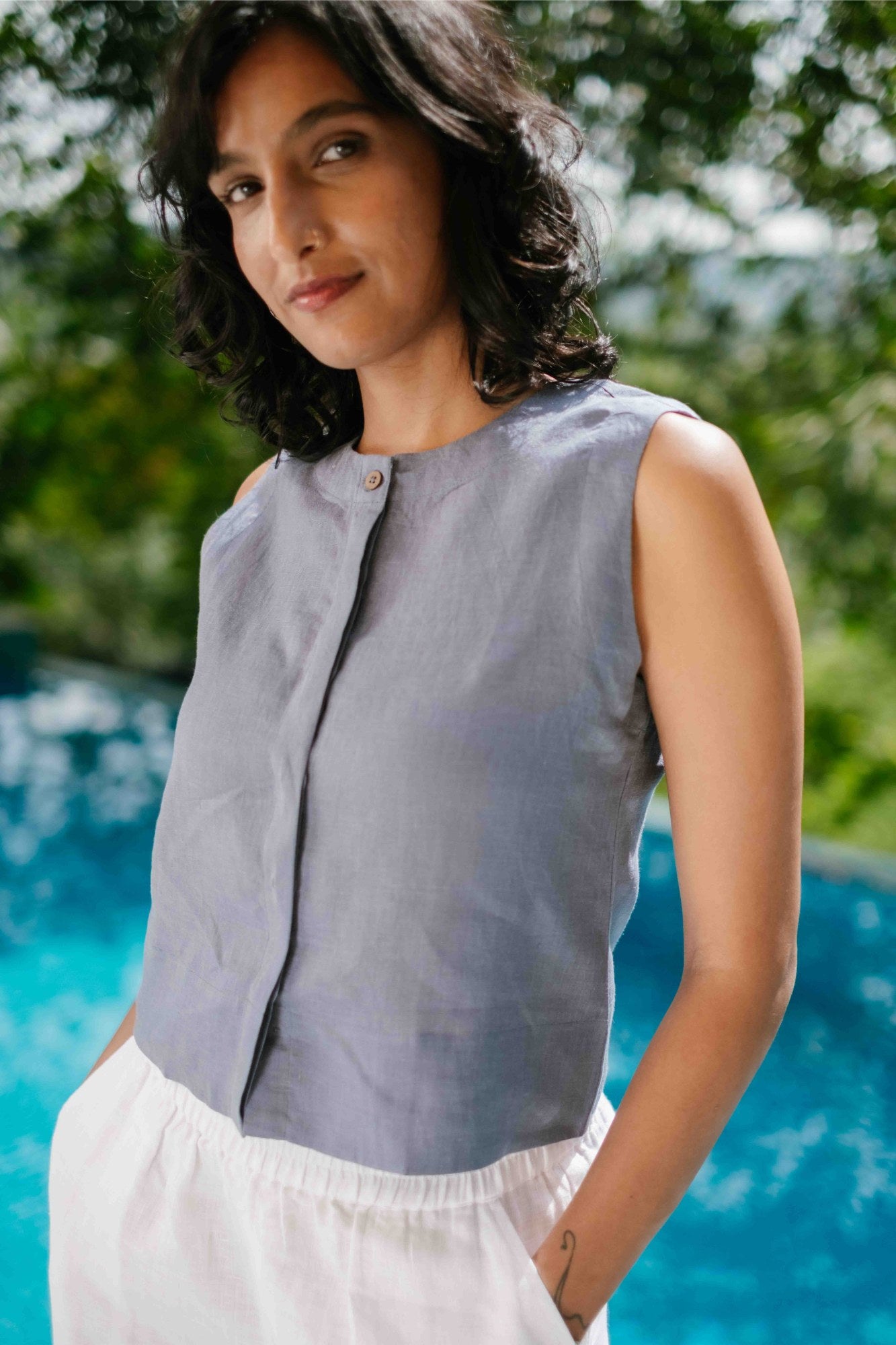 The Linen Sleeveless Shirt | Creatures of Habit