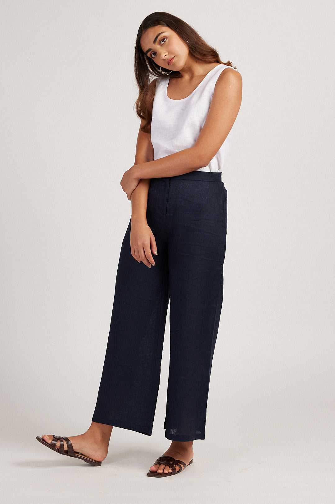 The Linen Round Neck Tank | Creatures of Habit