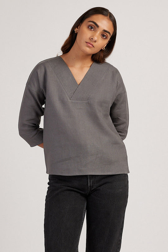 The Linen V Neck Top | Creatures of Habit